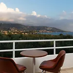 Kardamili Beach Hotel Hotel Kardamyli