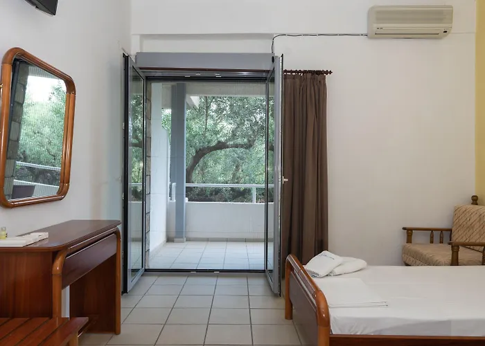 Kardamili Beach Hotel