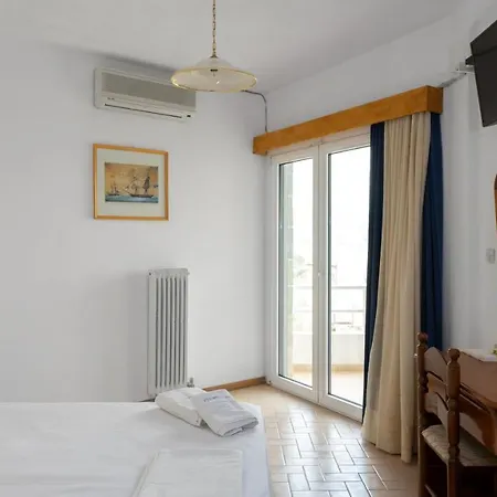 Kardamili Beach Hotel