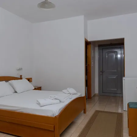 Hotel Kardamili Beach Hotel 3*