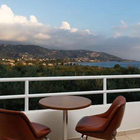 Kardamili Beach Hotel 호텔 카르다밀리