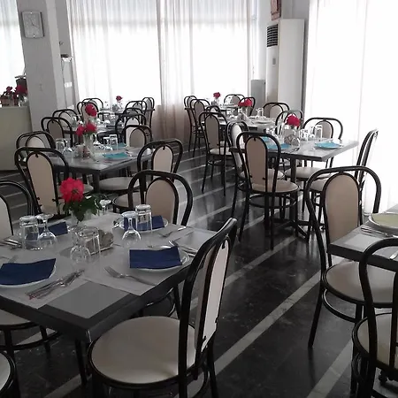 Kardamili Beach Hotel