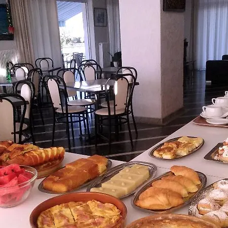 Kardamili Beach Hotel 3*