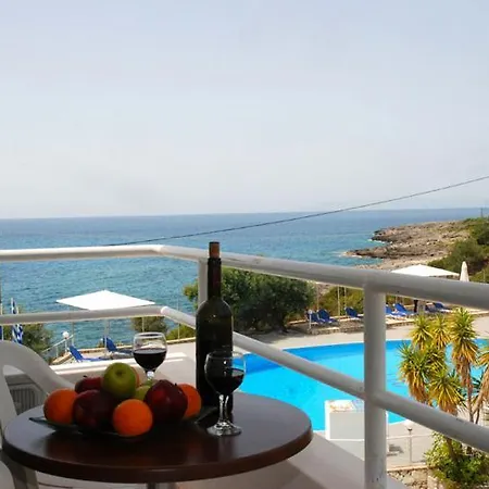 호텔 Kardamili Beach Hotel 3*