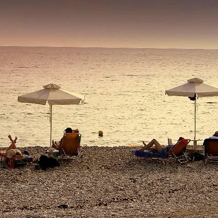 Szálloda Kardamili Beach Hotel Kardamíli