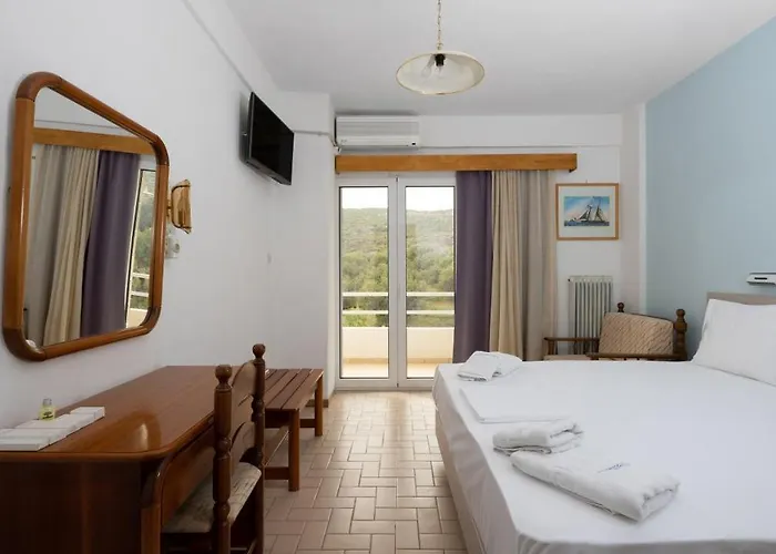 Kardamili Beach Hotel Hotel