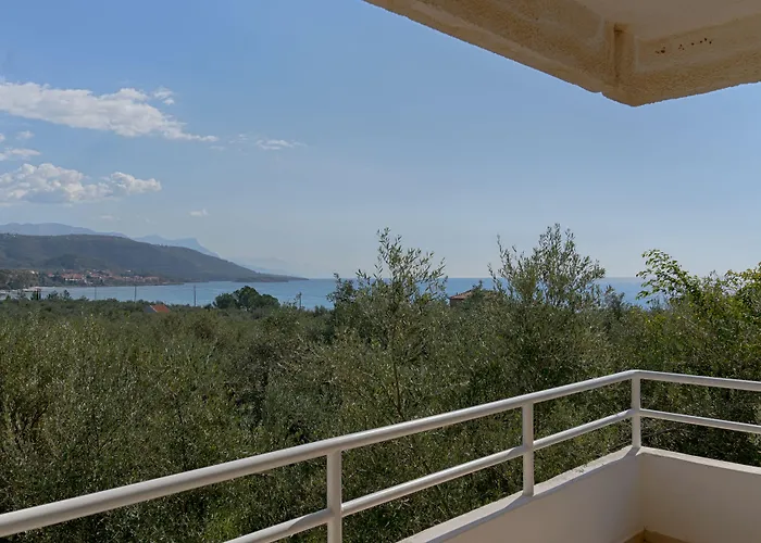 Otel Kardamili Beach Hotel 3*