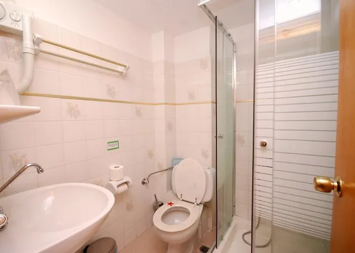 Kardamili Beach Hotel 3*